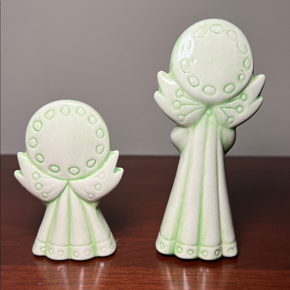 Pair of Vintage Kitsch Christmas Pastel Green Angel Figurines - Picture 4 of 8